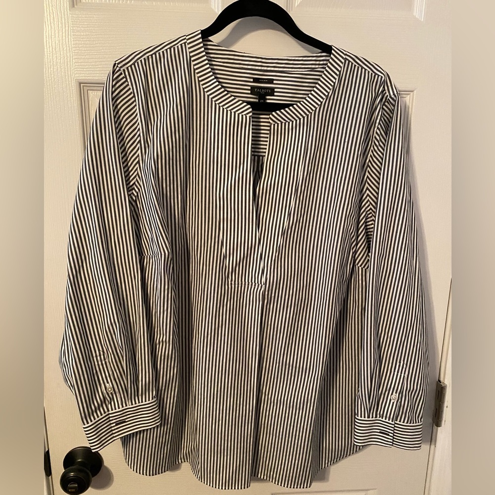 Talbots, 2X, cotton spandex blend no-iron shirt, wash and wear, gently used